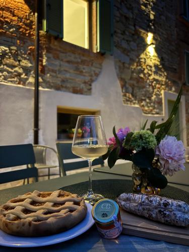 Cascina Barbei - last minute hotel in Camerana