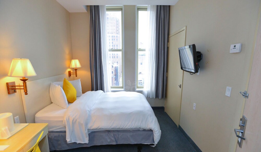 Soho Garden Hotel - photo 19