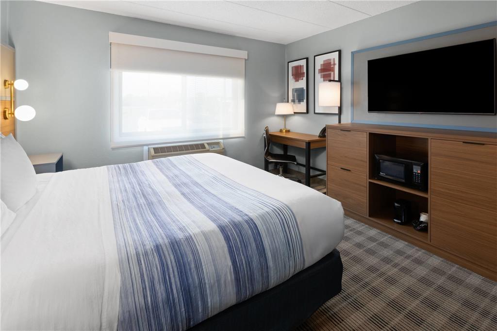 AmericInn by Wyndham Chippewa Falls - photo 16