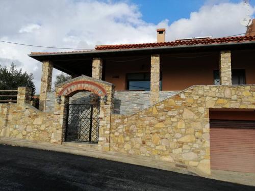 Luxurious Villa with gorgeous view and BBQ — 4-Star Luxury Hotel in Alexandroupoli, Greece