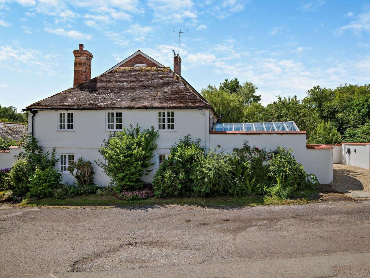 3 Bed in Salisbury 95325 — hotel in Amesbury