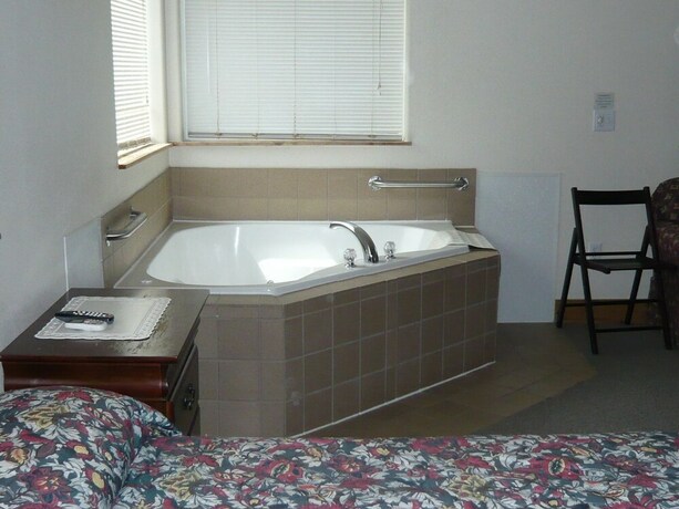 Stevens Pass Motel - photo 18