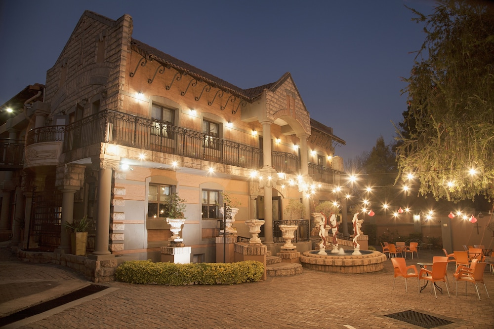 Casa Toscana — 4-Star Luxury Hotel in Pretoria, South Africa