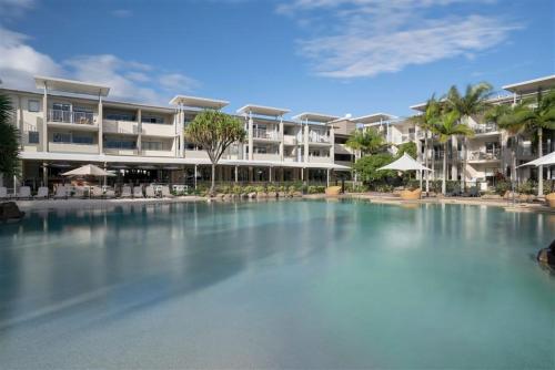 Peppers Salt Resort Spa 2 Br Luxury Spa Suite — Kingscliff