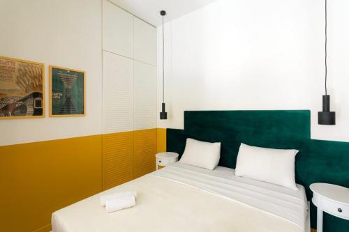 Masterfully Designed Apartment By Wehost