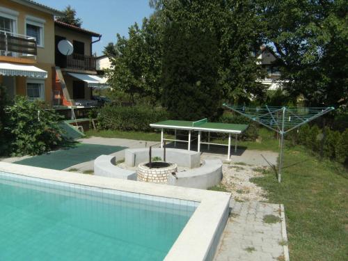 Ferienhaus Nr1 — Balatonszarszo — photo 2