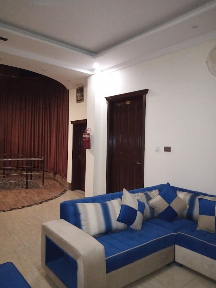 Hotel Roosevelt in Sialkot, Pakistan