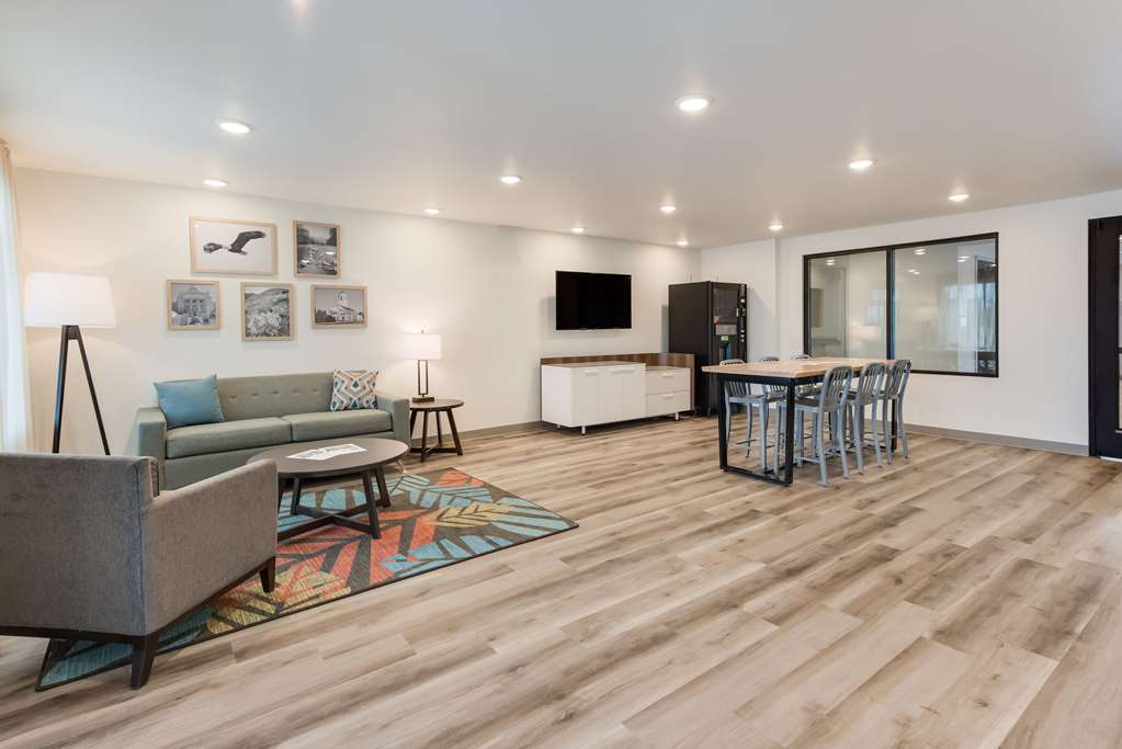 WoodSpring Suites Meridian - photo 7