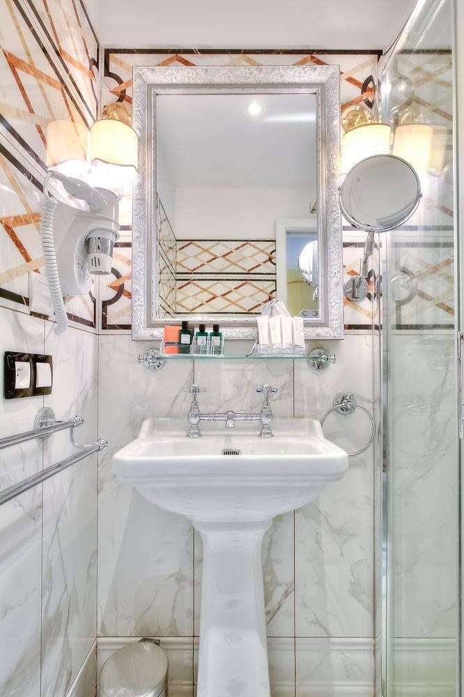 Aba Luxury B & B Place Massena — 5-Star Luxury Hotel in Nice, France