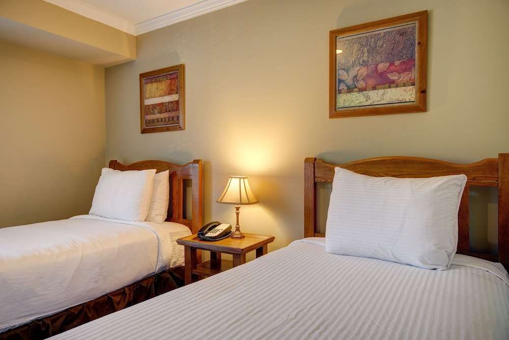 The Residences at Biltmore - photo 8
