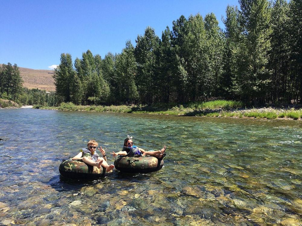 AbbyCreek Inn - photo 3