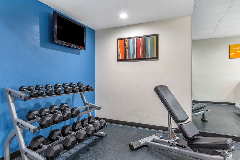 Comfort Inn & Suites Phoenix North Deer Valley - photo 30