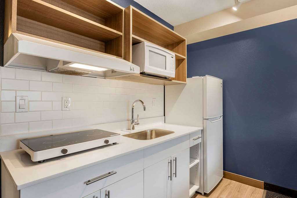 Extended Stay America Premier Suites Portland North - photo 12