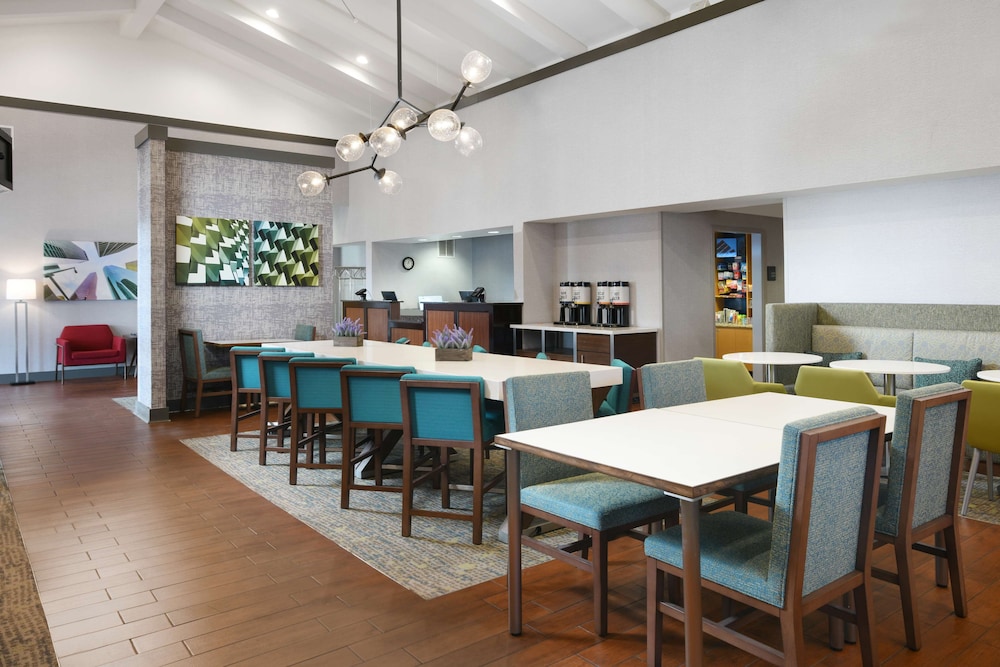 Hampton Inn & Suites Houston Medical Center NRG Park - photo 3