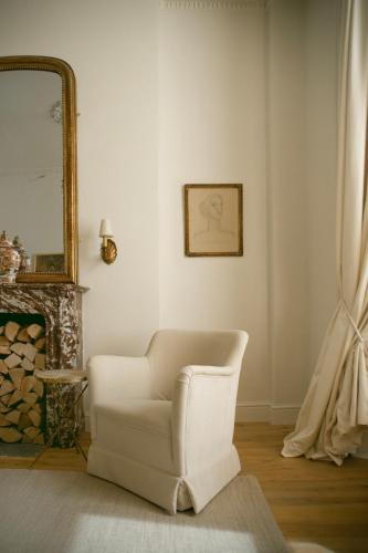 Chic Apartment in Central Londons Core — 4-Star Luxury Hotel in London, United Kingdom