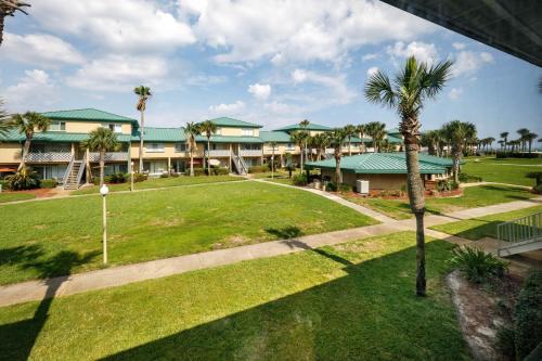 Seaspray Condos 205A — 4-Star Luxury Hotel in Fort Walton Beach, United States