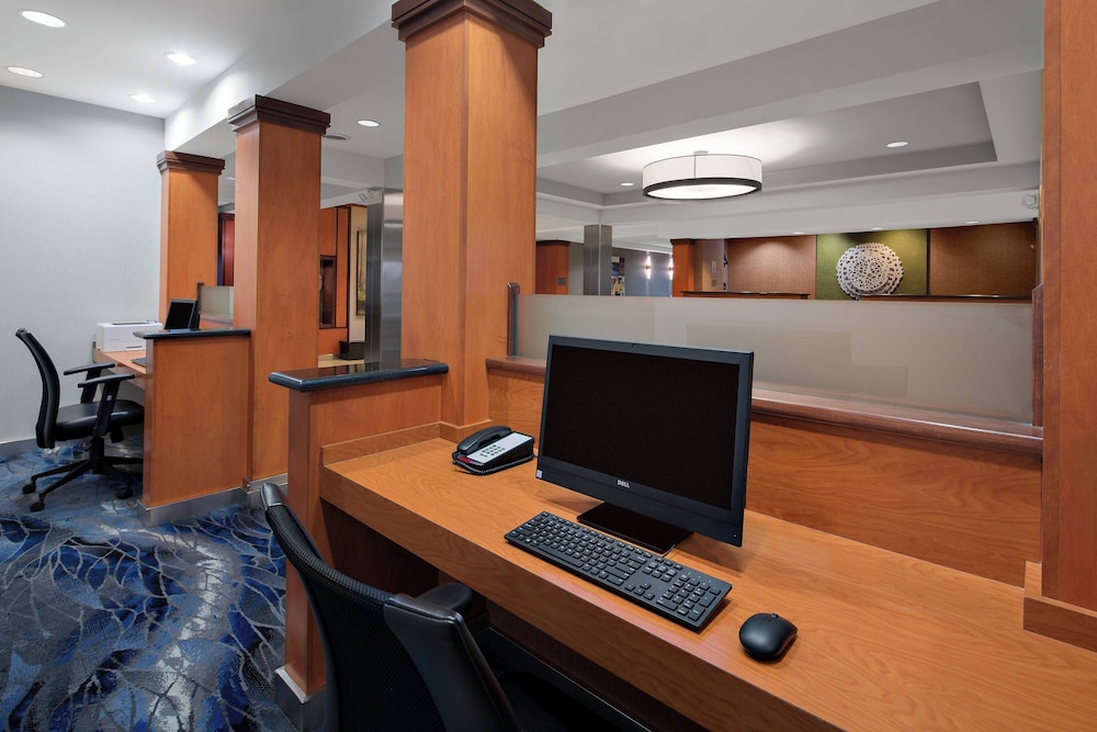 Fairfield Inn & Suites by Marriott Hobbs - photo 13