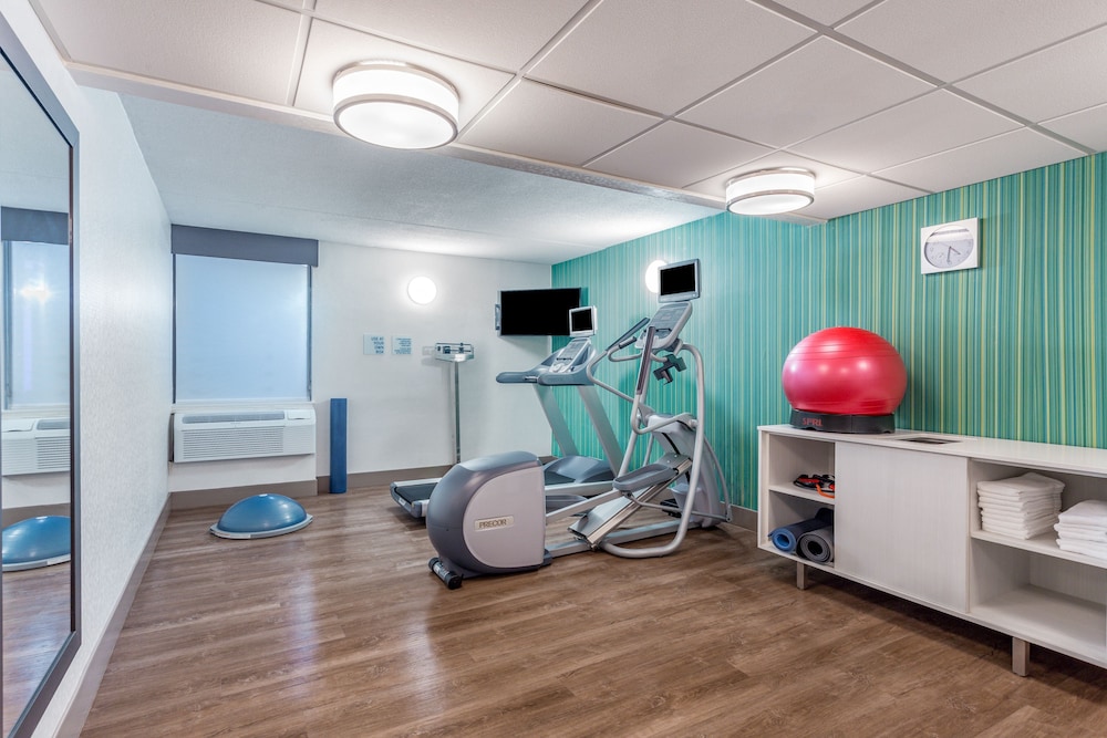 Holiday Inn Express Ramsey Mahwah by IHG - photo 13