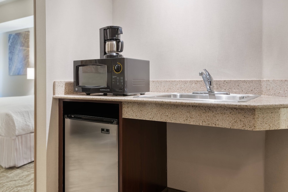 SpringHill Suites by Marriott Cleveland Solon - photo 26