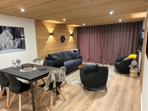 Les Loups Blancs in Courchevel, France