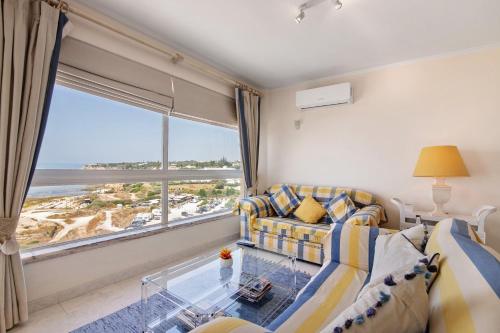 Near D Sea — 4-Star Luxury Hotel in Armacao De Pera, Portugal
