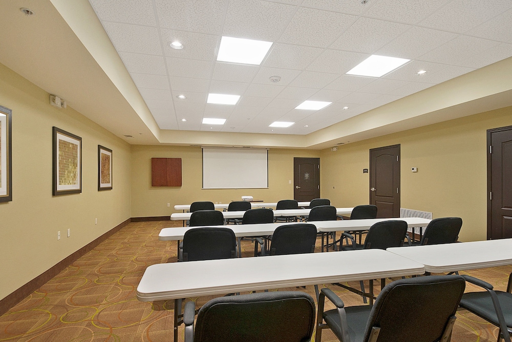 Staybridge Suites Longview by IHG - photo 95