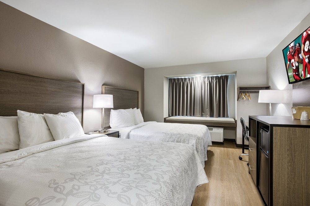 Red Roof Inn PLUS & Suites Savannah I 95 - photo 4