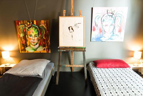 Zimmer in Atelierwohnung - last minute hotel in Koeln