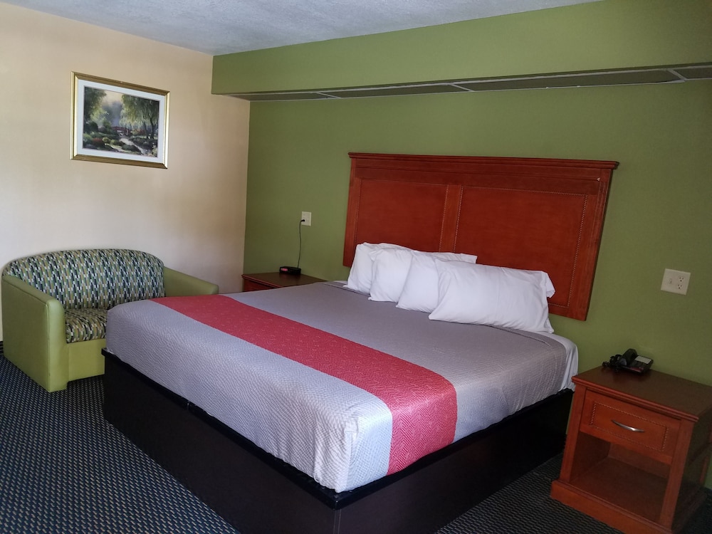 Holiday Terrace Motel - photo 13