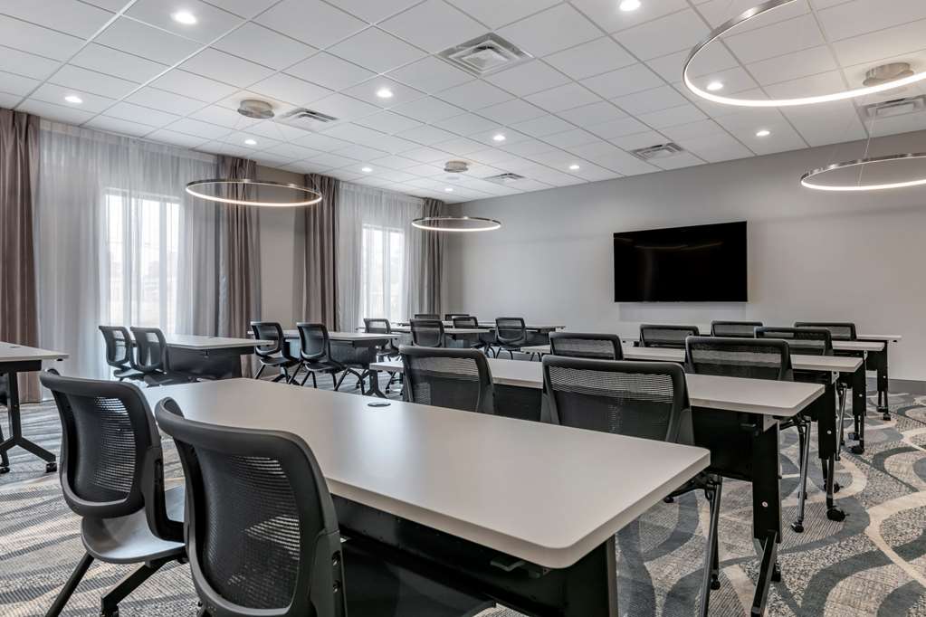 Comfort Suites Gainesville near University - photo 37