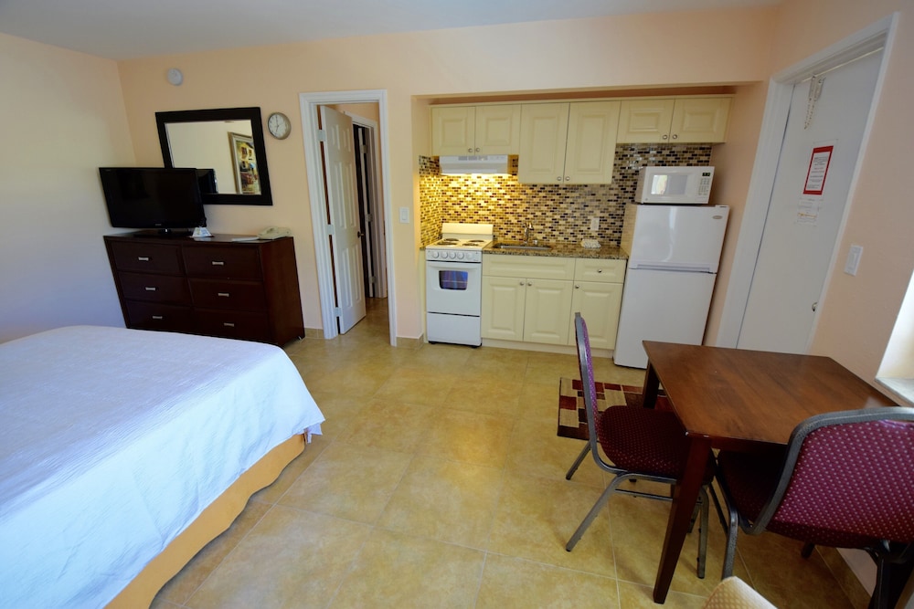 Surf Side Resort - photo 25