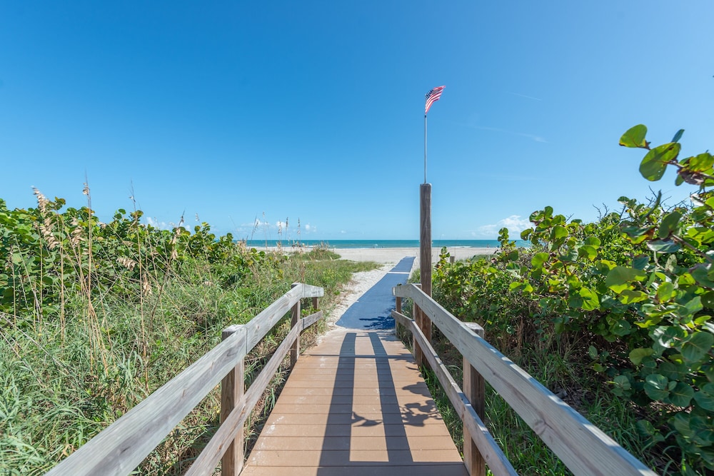Canaveral Towers by Happy Palm Stays - photo 109