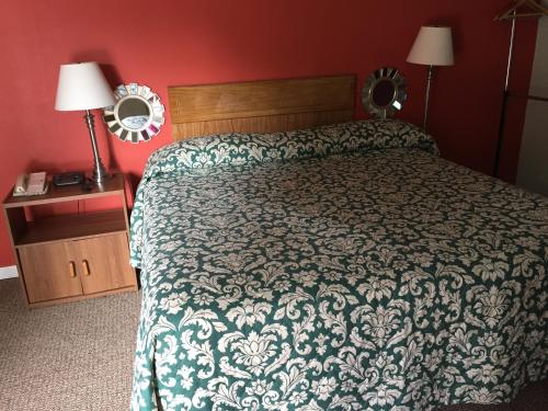 Town House Inn - photo 13