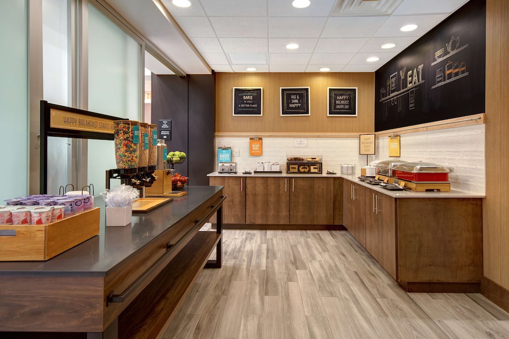Hampton Inn & Suites Yonkers - photo 22