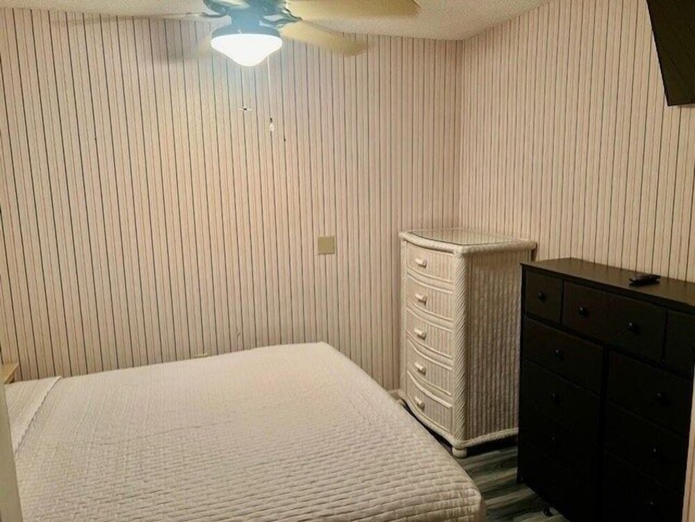 Royal Garden Resort 504 2 Bedroom Condo by RedAwning - photo 6