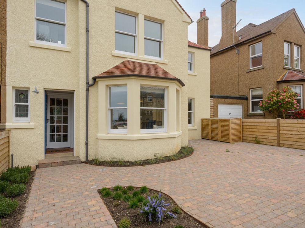 Marine House 4 Bedrooms 15595849 — Gullane
