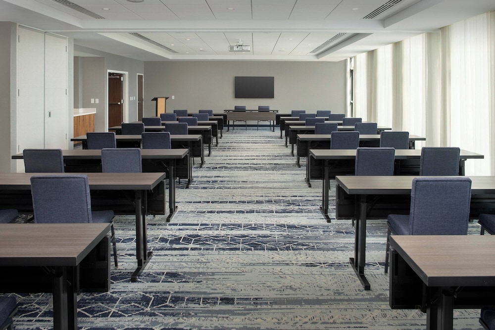 Courtyard by Marriott Indianapolis Plainfield - photo 28