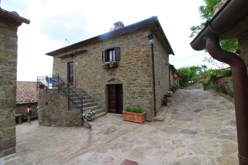 La Casa Nel Borgo — 4-Star Luxury Hotel in Cortona, Italy