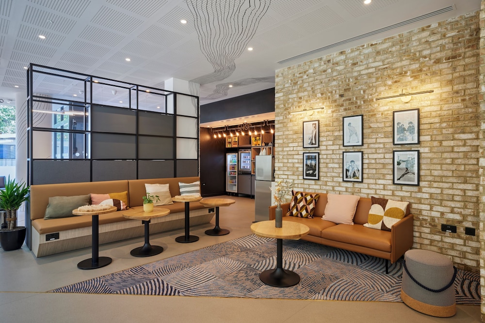 Aparthotel Adagio London City East — 4-Star Luxury Hotel in London, United Kingdom