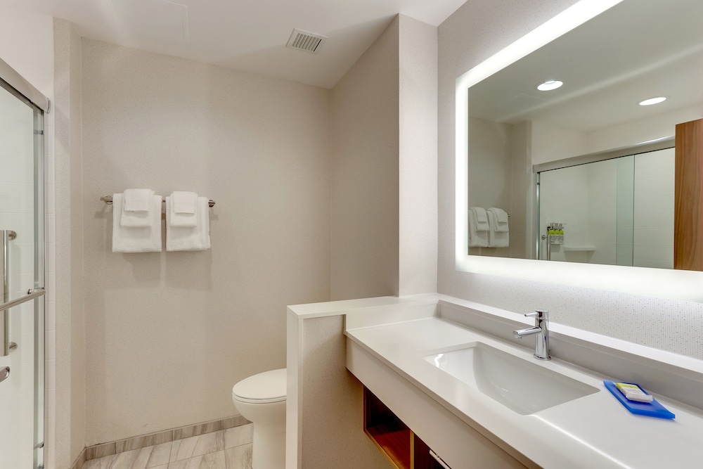Holiday Inn Express Wilmington Porters Neck - photo 28