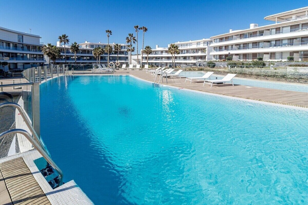 Te Luxury Resort Front Line Beach Families Only — Estepona