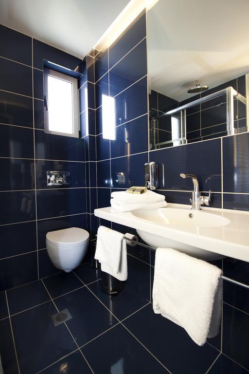 XDream Hotel — Agia Paraskevi — photo 4