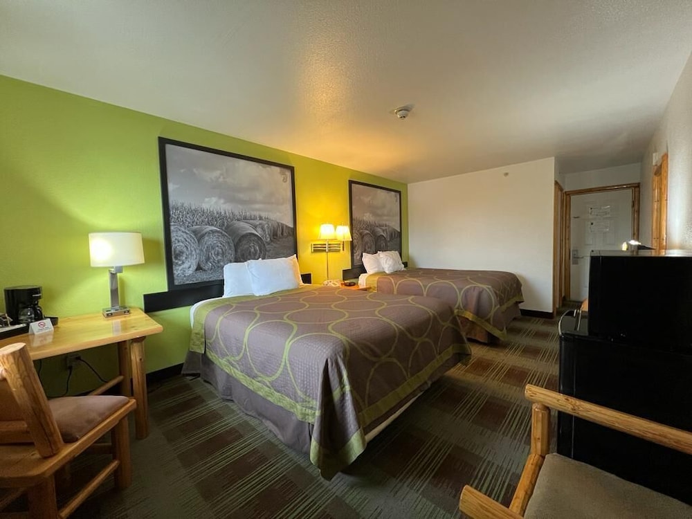 Super 8 by Wyndham Powell - photo 8