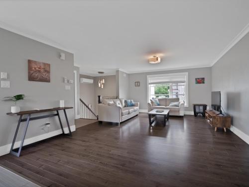 Comfortable 3BR Getaway - carbon neutral hotel in Unknown City