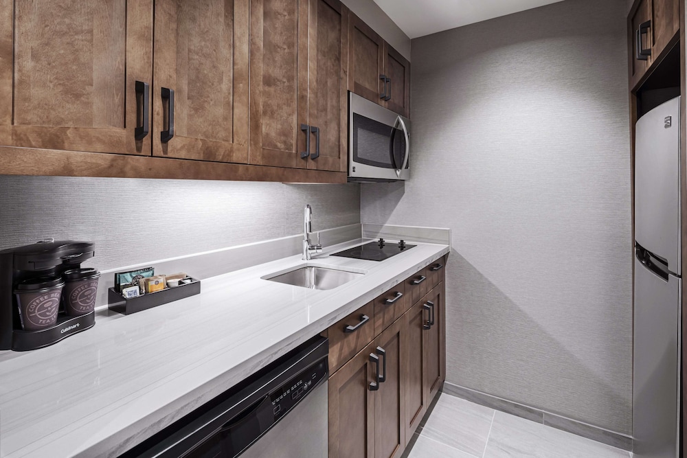 Homewood Suites by Hilton Boston Woburn - photo 15