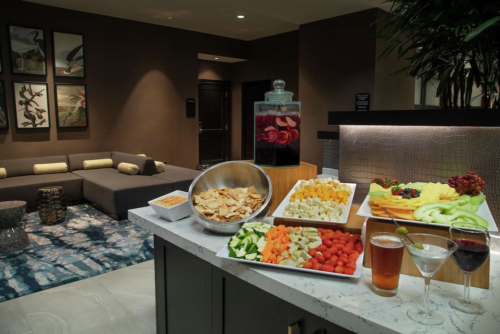 Embassy Suites by Hilton Orlando Airport - photo 40