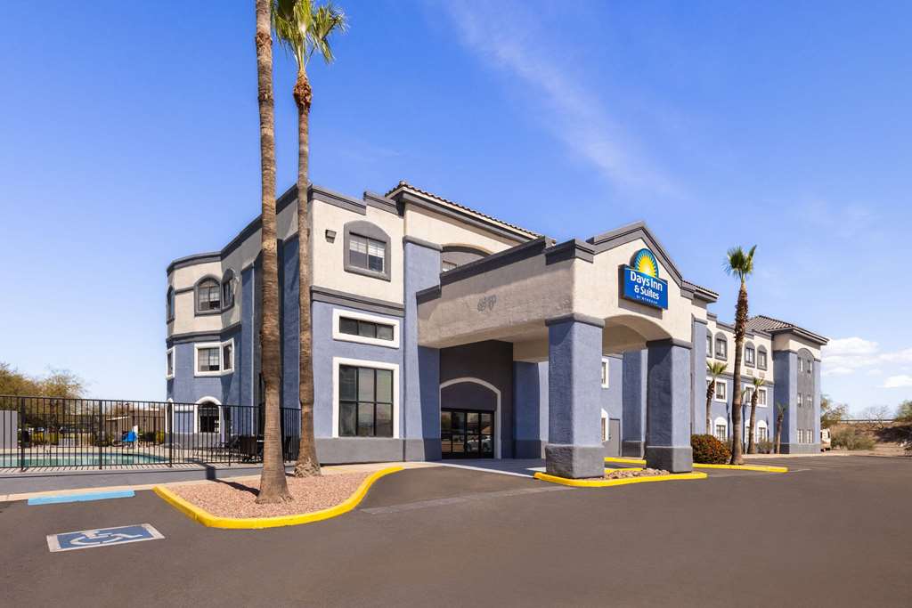 Days Inn & Suites by Wyndham Tucson Marana - featured photo