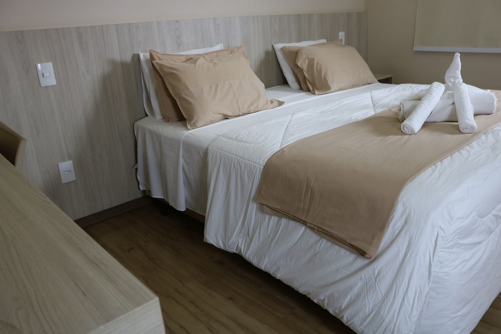 Jaguar Hotel — Uberaba
