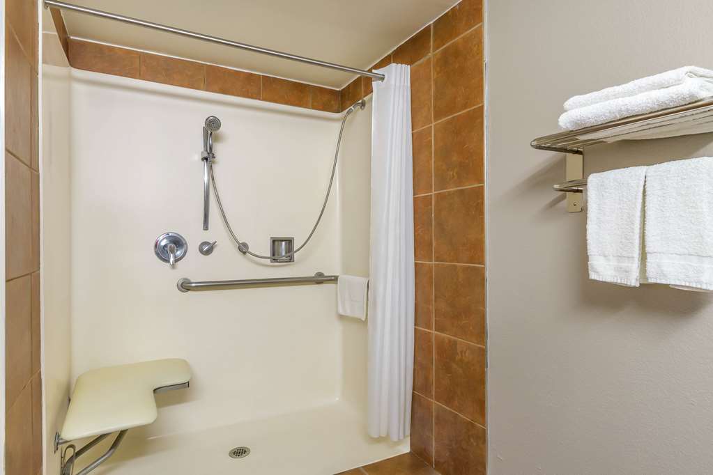 Motel 6 San Jose CA Convention Center - photo 13