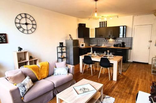 My Conciergerie by Lucy Violin Le Gambetta in Angouleme, France